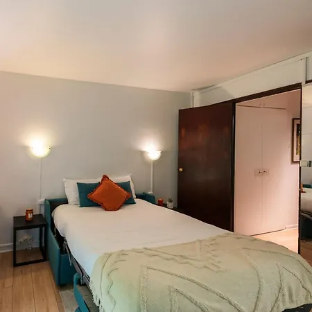 A Montmartre Avec Terrasse Apartamento *