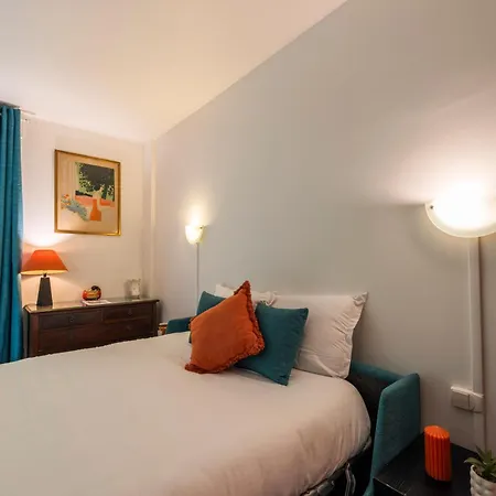 A Montmartre Avec Terrasse Apartamento París